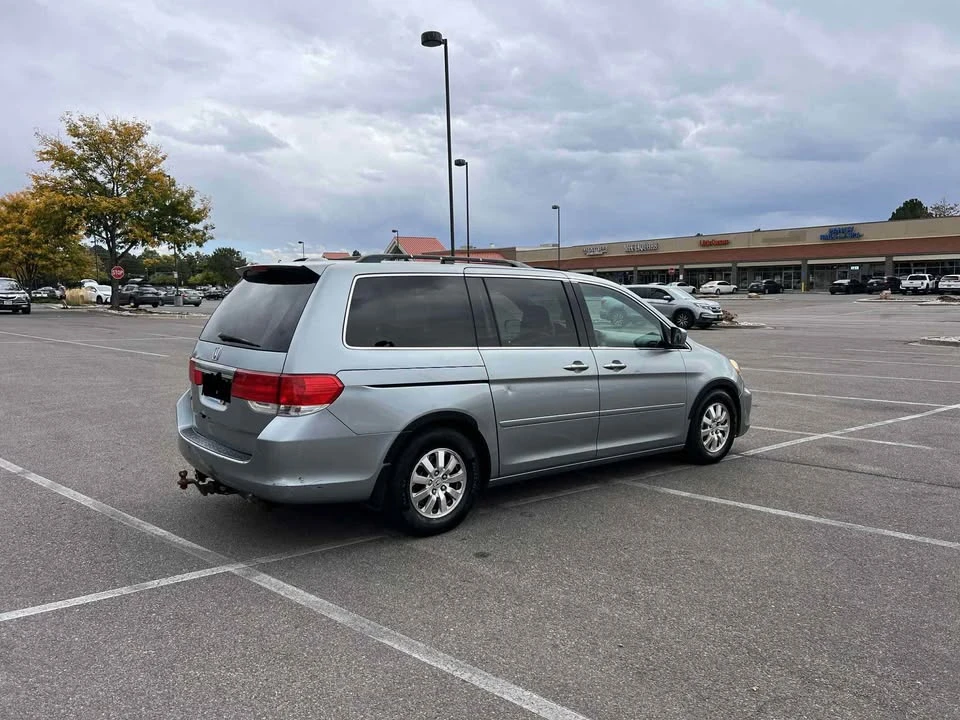 2009 Honda Odyssey - Image 12 of 13