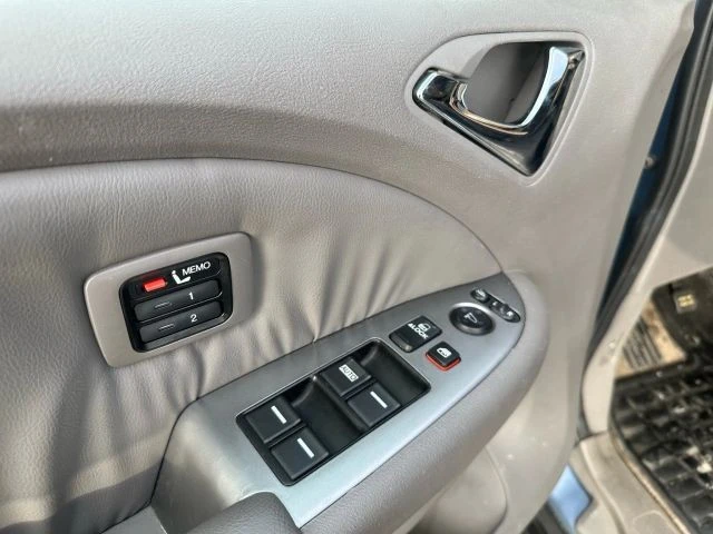 2009 Honda Odyssey - Image 11 of 21