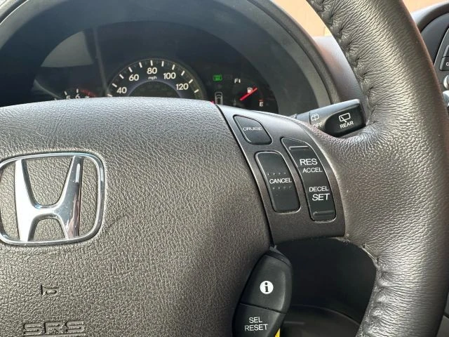 2009 Honda Odyssey - Image 16 of 21