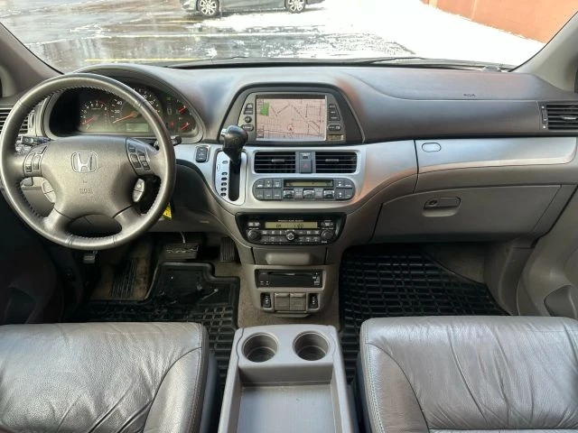 2009 Honda Odyssey - Image 14 of 21