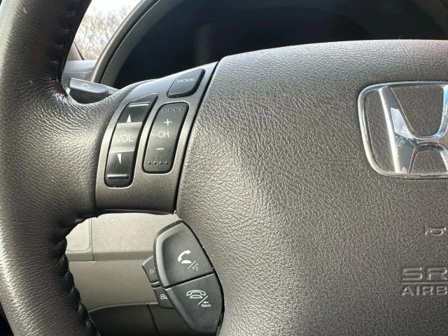 2009 Honda Odyssey - Image 18 of 21