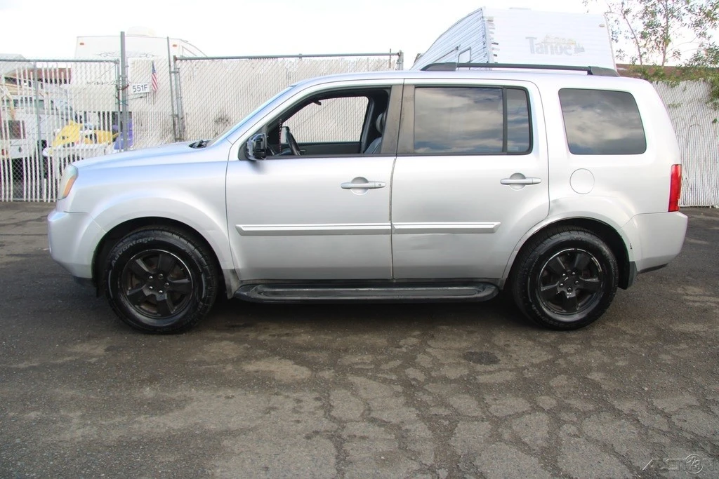 2009 Honda Pilot 2nd Gen - Image 3 of 21