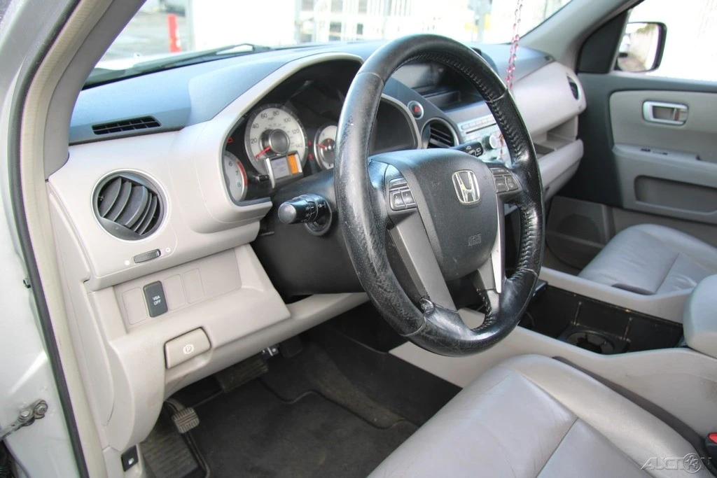 2009 Honda Pilot 2nd Gen - Image 16 of 21