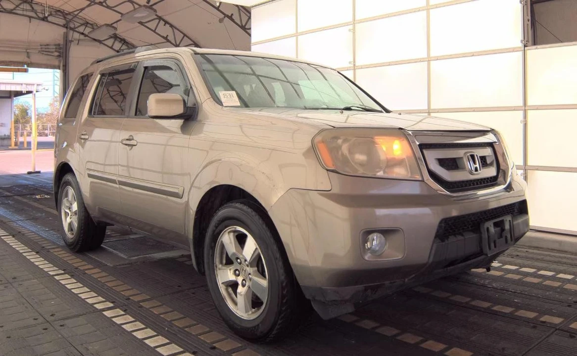 2009 Honda Pilot 2nd Gen - Image 3 of 15