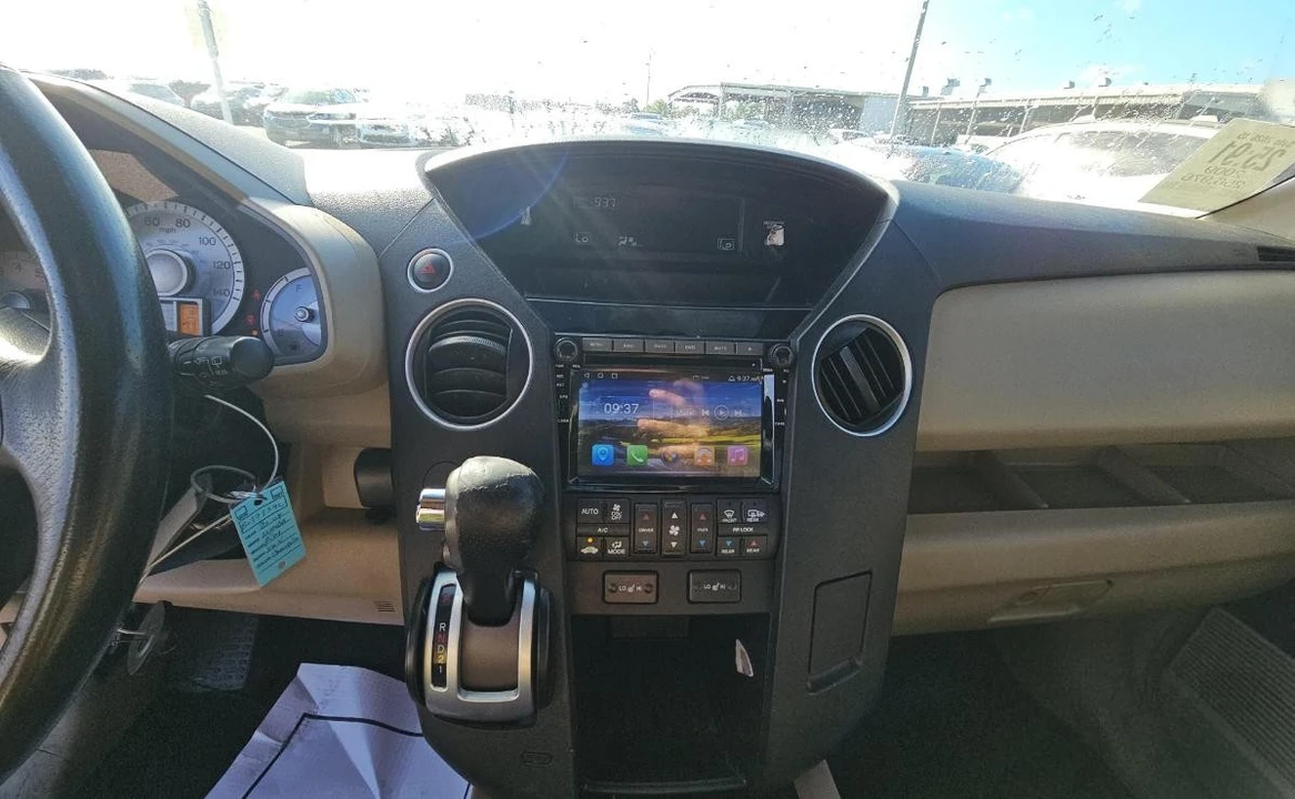 2009 Honda Pilot 2nd Gen - Image 11 of 15
