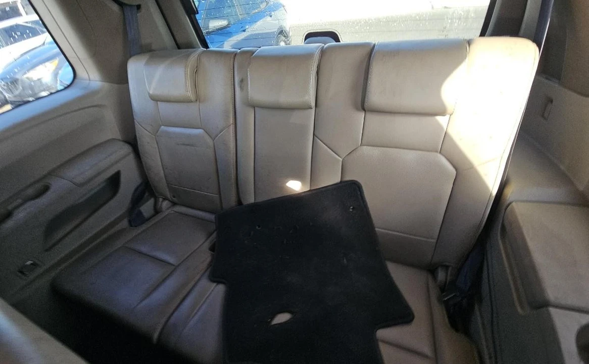 2009 Honda Pilot 2nd Gen - Image 13 of 15