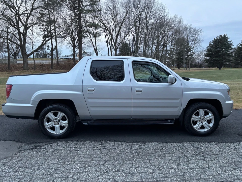 2009 Honda Ridgeline 1st Gen - Image 5 of 16