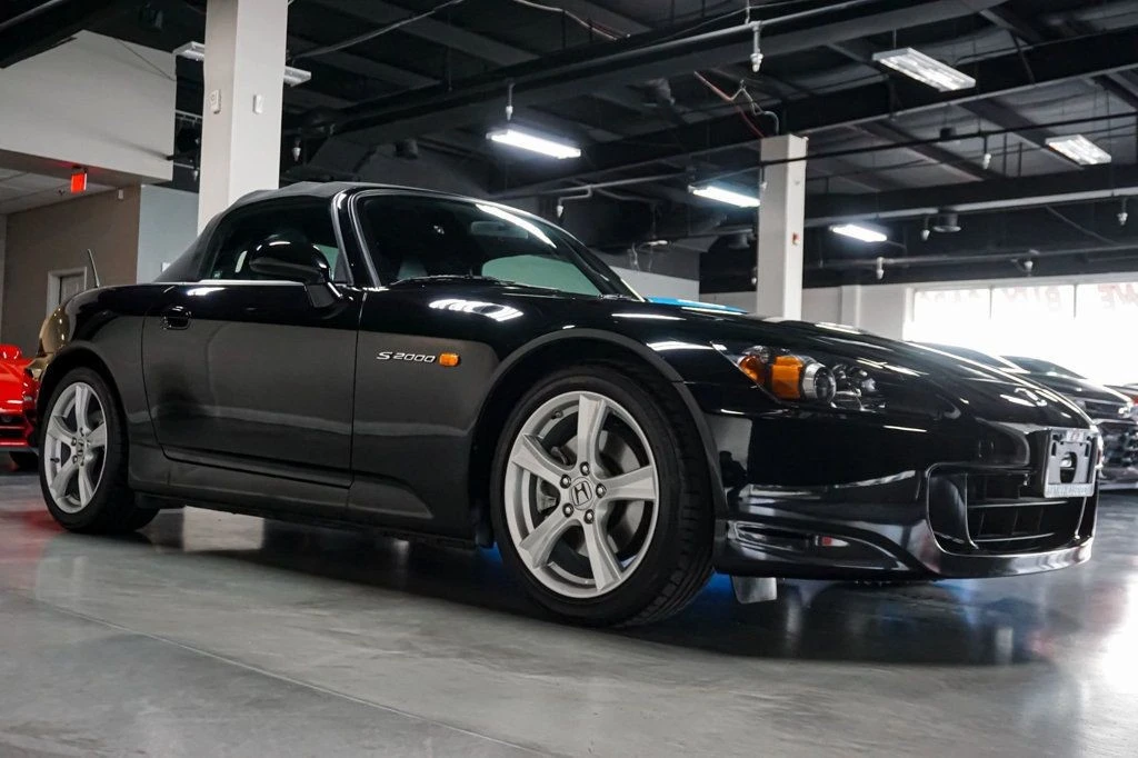2009 Honda AP2 S2000 - Image 2 of 12