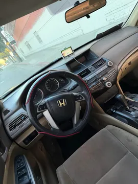 2009 Honda Accord 8th Gen - Image 2 of 8
