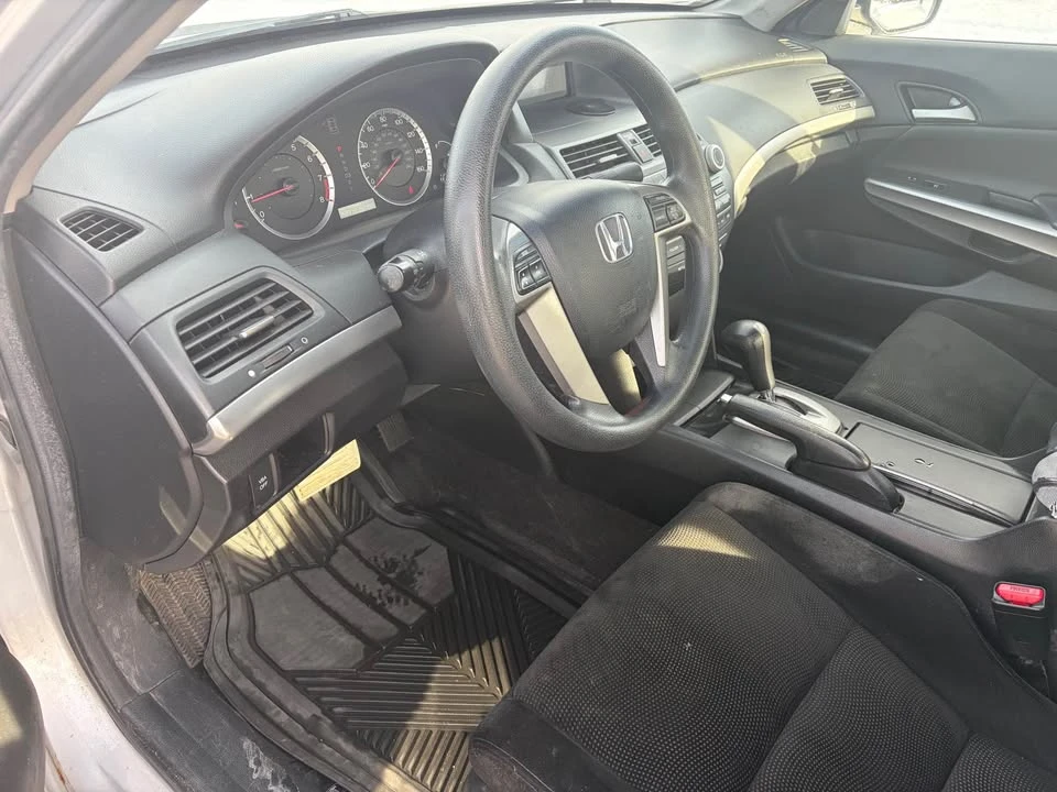 2009 Honda Accord 8th Gen - Image 12 of 18