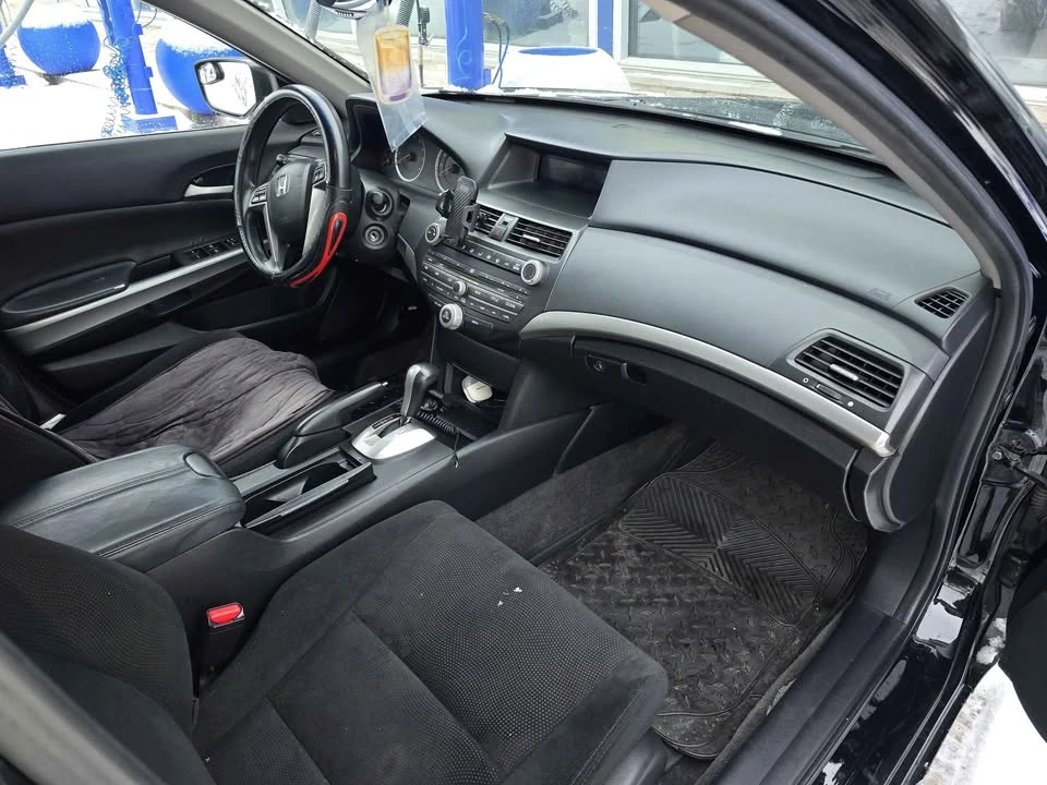 2009 Honda Accord 8th Gen - Image 4 of 8
