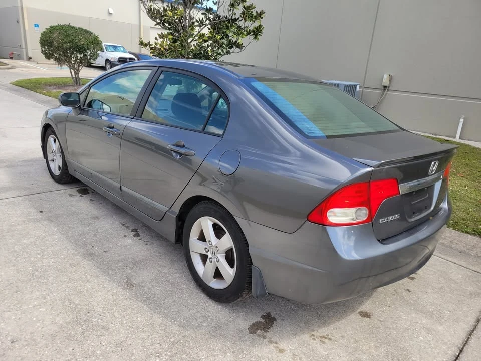 2009 Honda Civic 8th Gen - Image 6 of 14