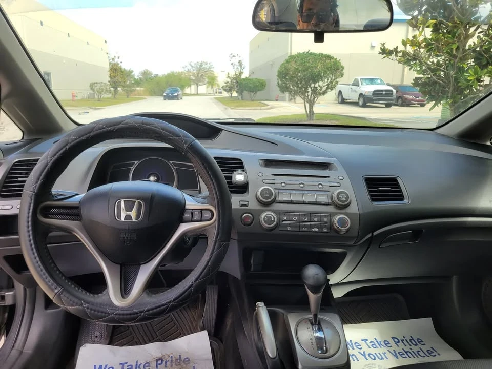 2009 Honda Civic 8th Gen - Image 11 of 14