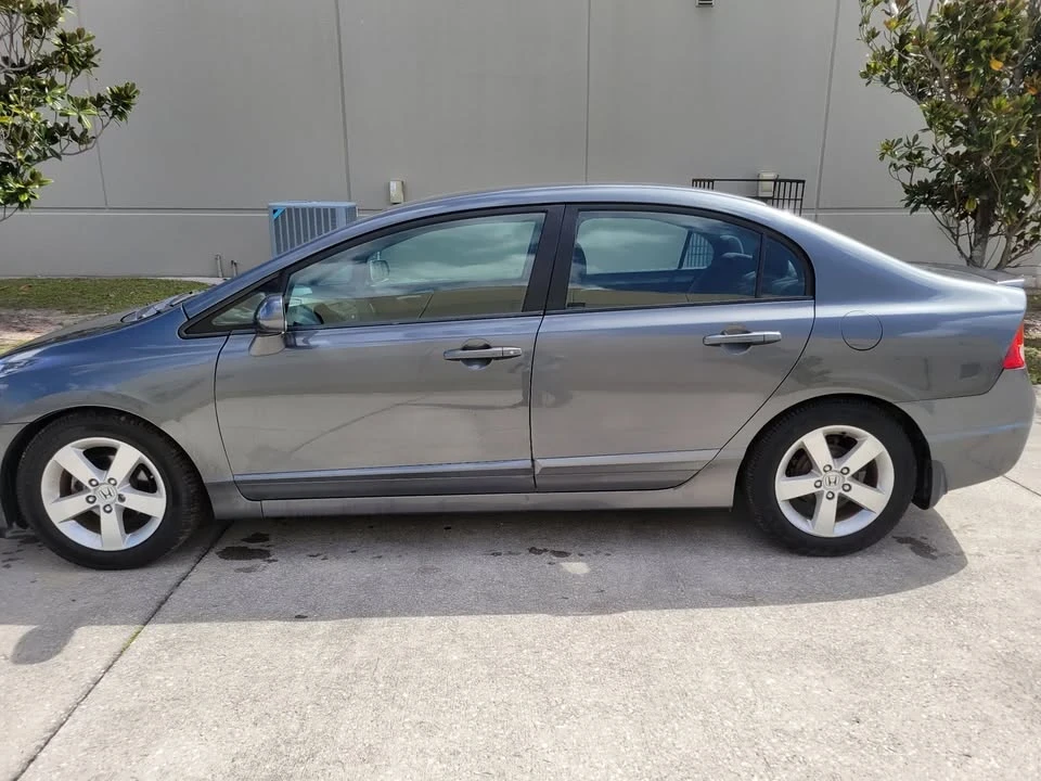 2009 Honda Civic 8th Gen - Image 7 of 14