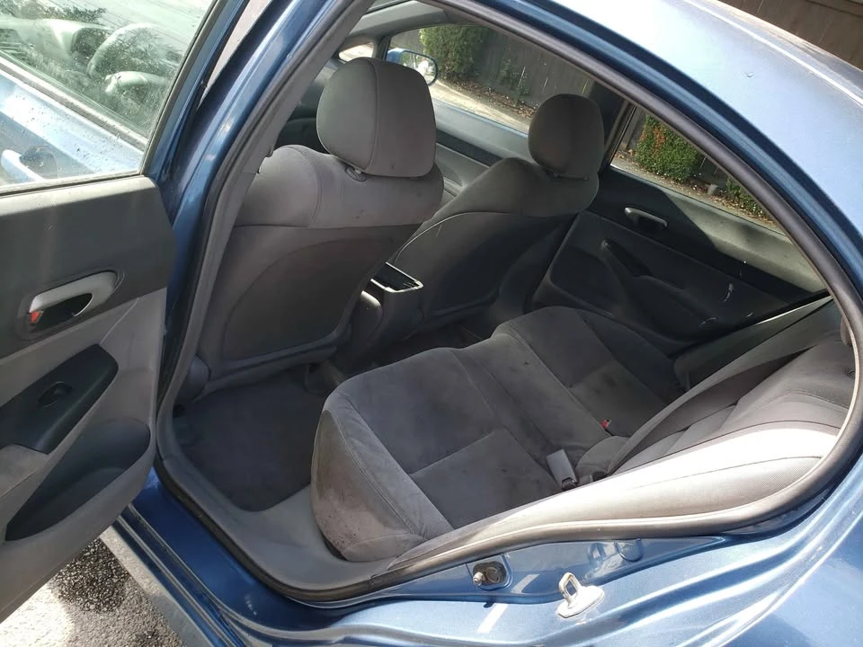 2009 Honda Civic 8th Gen - Image 9 of 10