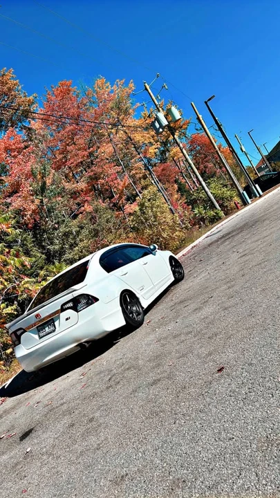 2009 Honda Civic Si 8th Gen - Image 3 of 7