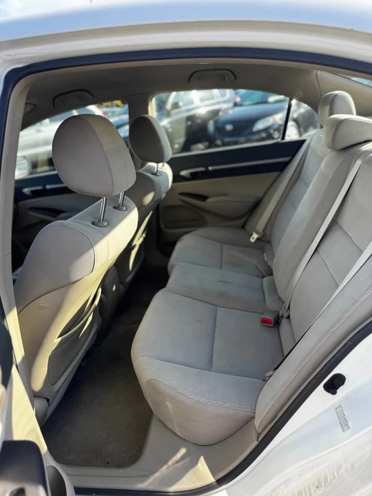 2009 Honda Civic 8th Gen - Image 11 of 15