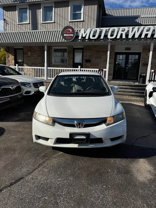2009 Honda Civic 8th Gen - Image 2 of 15