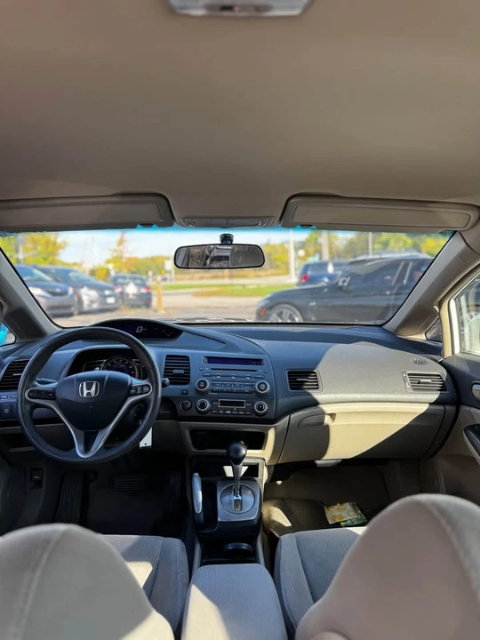 2009 Honda Civic 8th Gen - Image 10 of 15