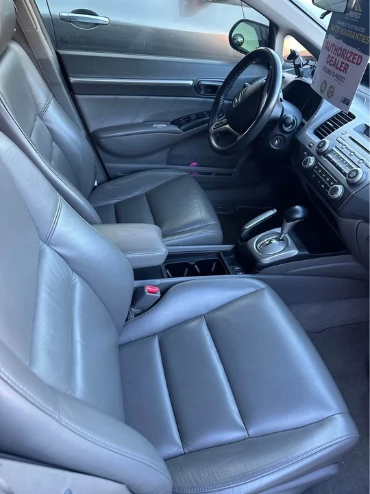 2009 Honda Civic 8th Gen - Image 3 of 5