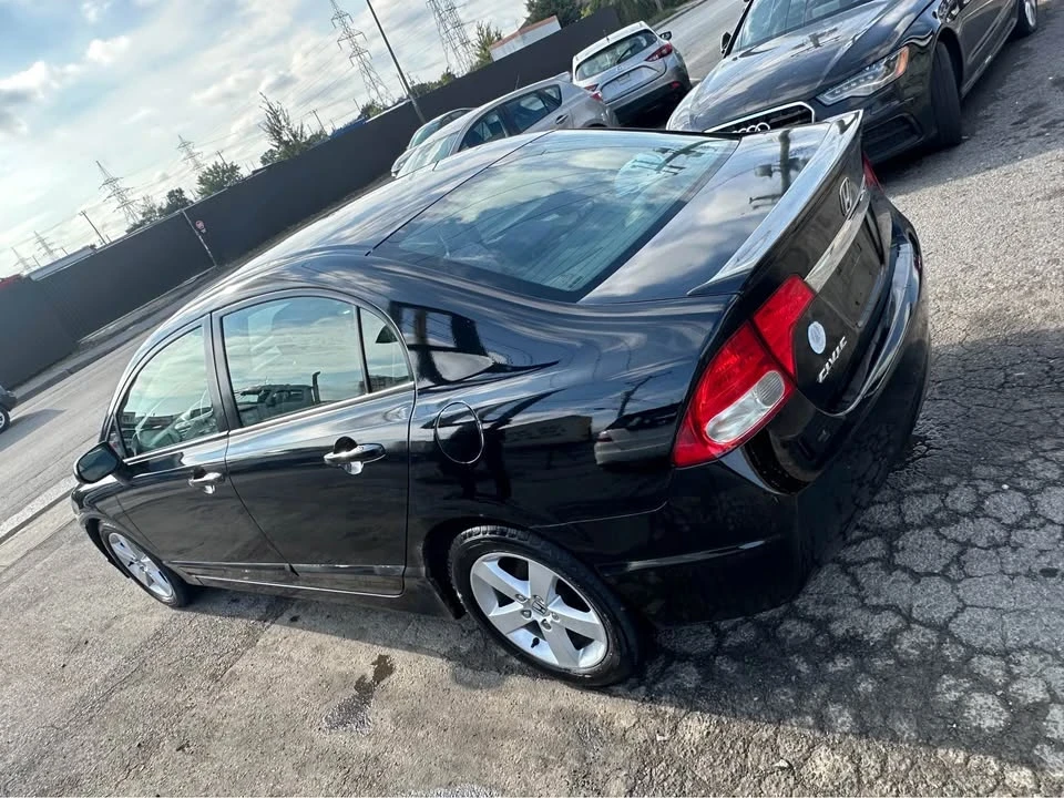 2009 Honda Civic 8th Gen - Image 4 of 9