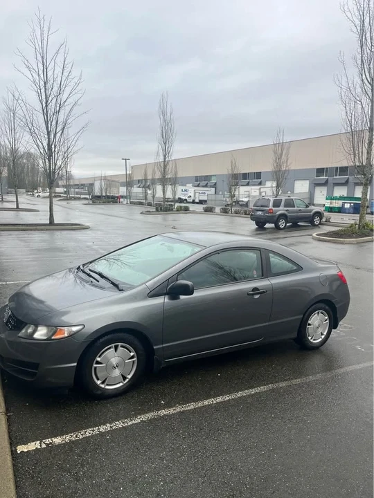 2009 Honda Civic 8th Gen - Image 2 of 13