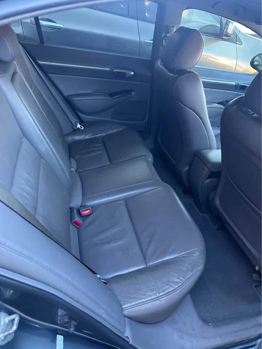 2009 Honda Civic 8th Gen - Image 4 of 5