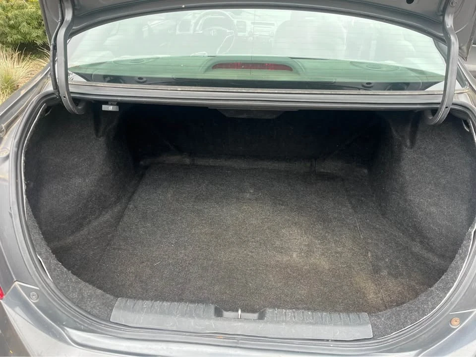 2009 Honda Civic 8th Gen - Image 12 of 13
