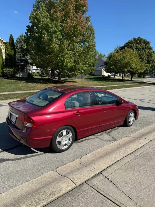 2009 Honda Civic 8th Gen - Image 4 of 5
