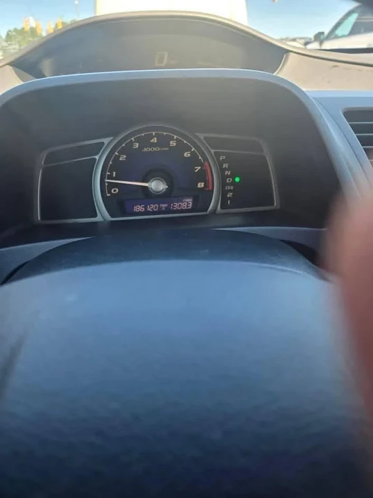 2009 Honda Civic 8th Gen - Image 9 of 9