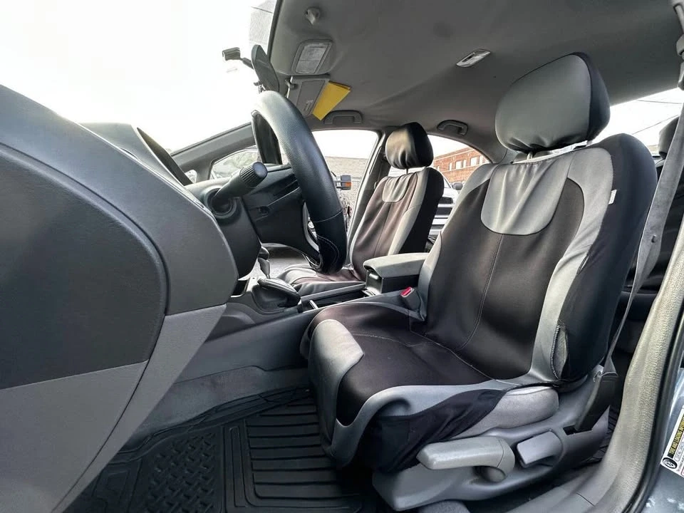 2009 Honda Civic 8th Gen - Image 12 of 16
