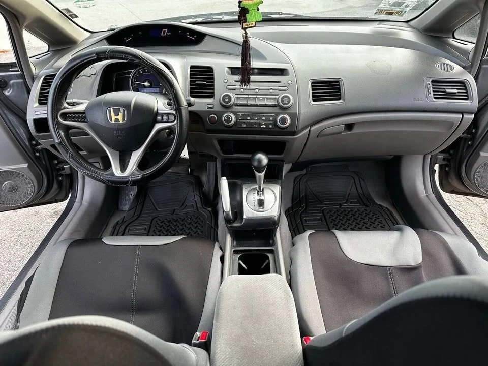 2009 Honda Civic 8th Gen - Image 7 of 16