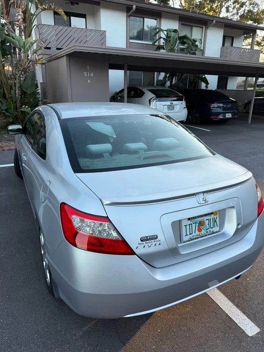 2009 Honda Civic 8th Gen - Image 5 of 8