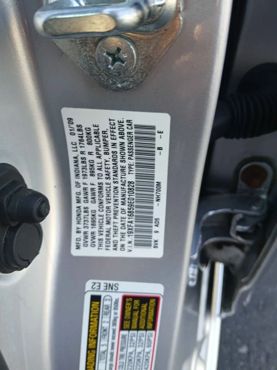 2009 Honda Civic 8th Gen - Image 12 of 15