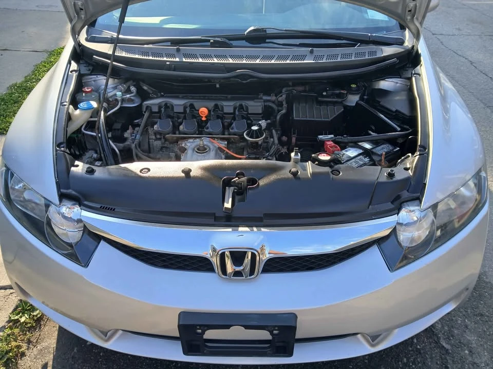 2009 Honda Civic 8th Gen - Image 14 of 15