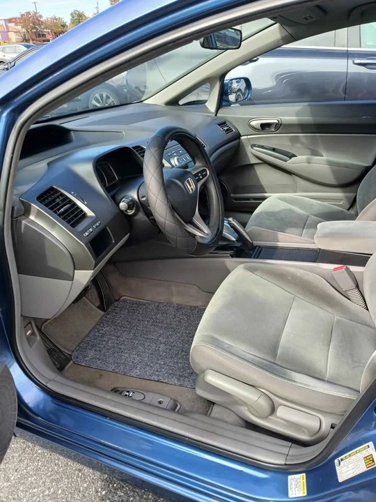 2009 Honda Civic 8th Gen - Image 6 of 11
