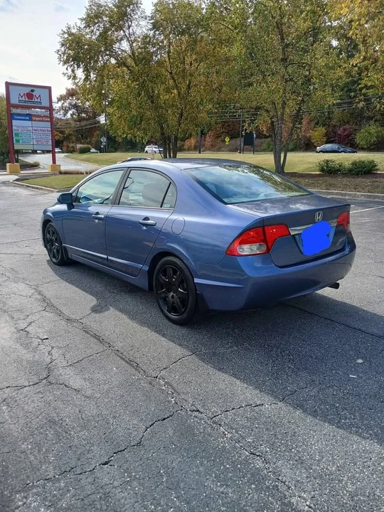 2009 Honda Civic 8th Gen - Image 10 of 11