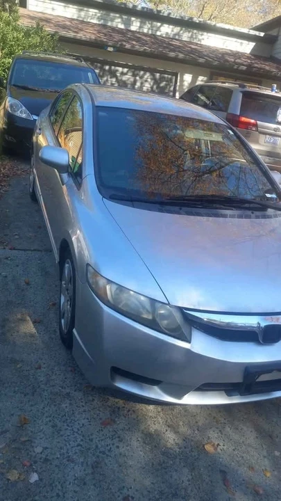 2009 Honda Civic 8th Gen - Image 3 of 3