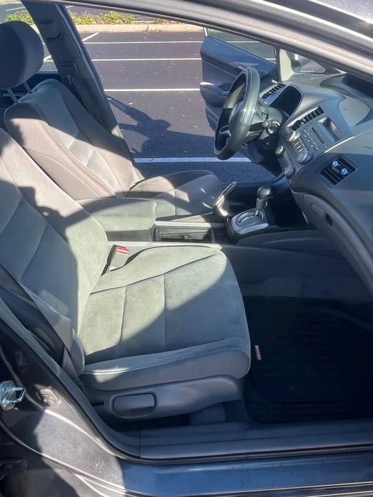 2009 Honda Civic 8th Gen - Image 7 of 12