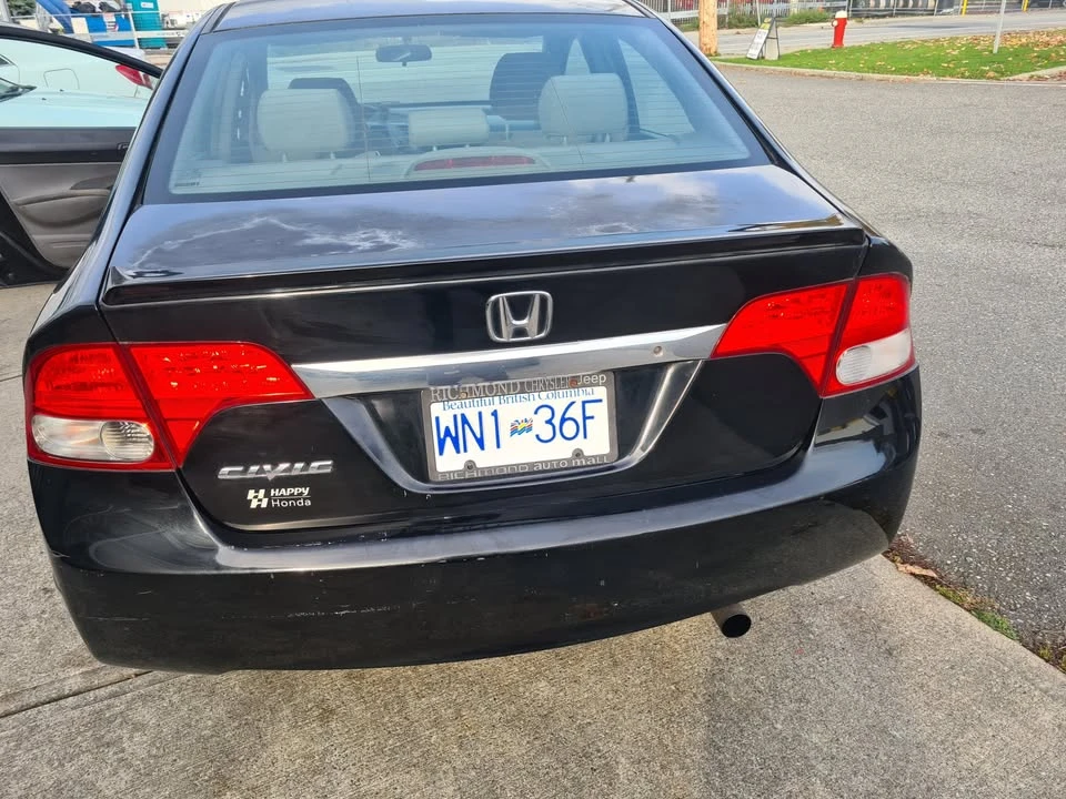 2009 Honda Civic 8th Gen - Image 11 of 12