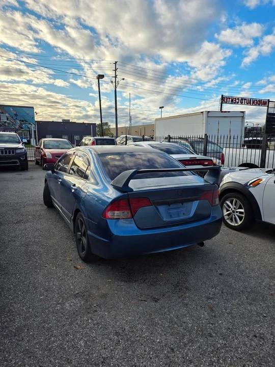2009 Honda Civic 8th Gen - Image 3 of 11