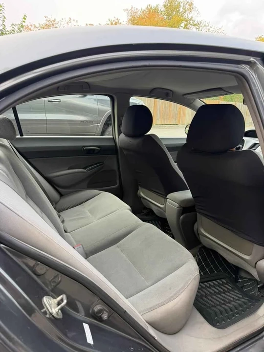 2009 Honda Civic 8th Gen - Image 11 of 13