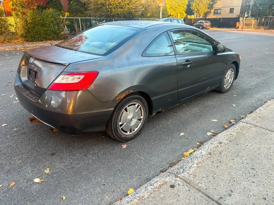 2009 Honda Civic 8th Gen - Image 8 of 13