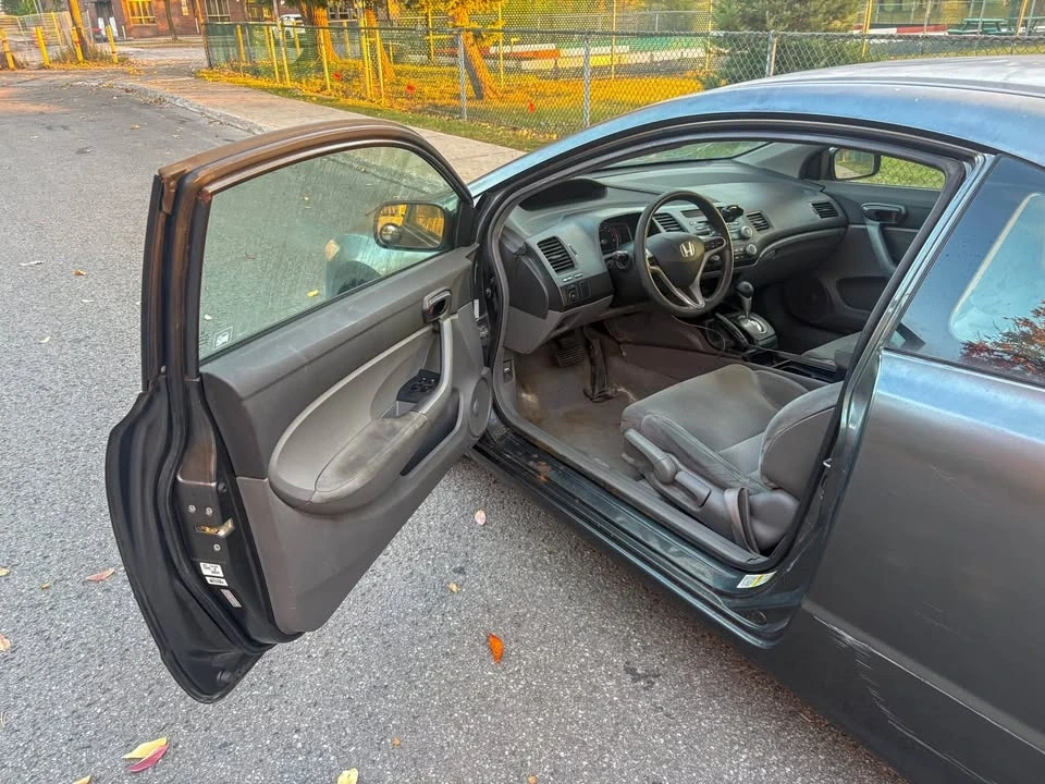 2009 Honda Civic 8th Gen - Image 11 of 13