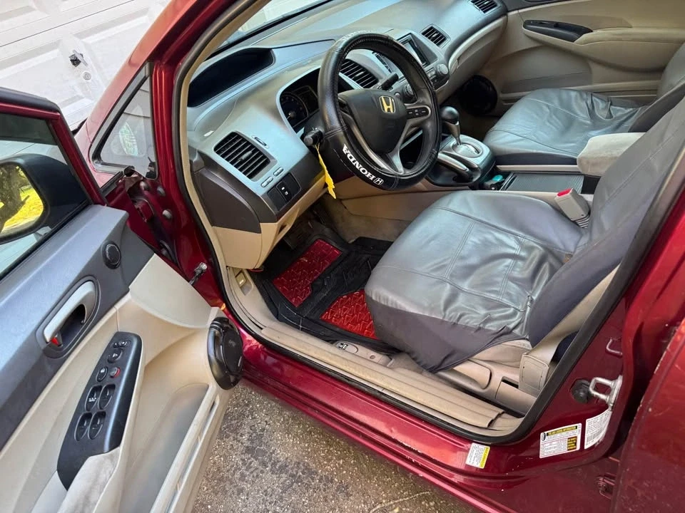 2009 Honda Civic 8th Gen - Image 5 of 6