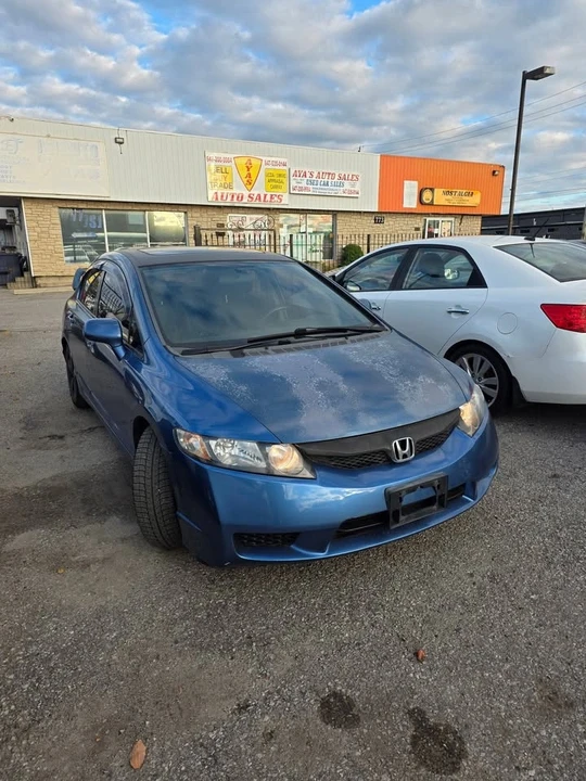 2009 Honda Civic 8th Gen - Image 2 of 11