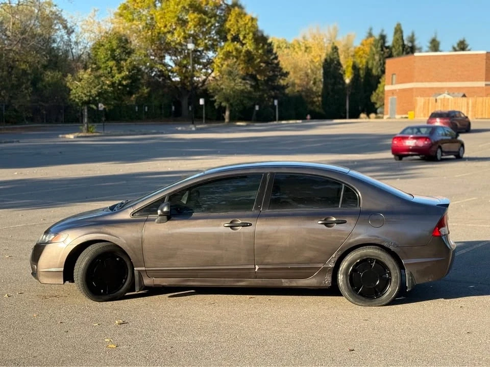2009 Honda Civic 8th Gen - Image 8 of 13