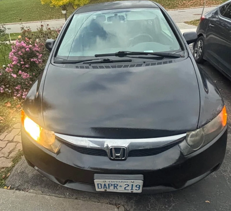 2009 Honda Civic 8th Gen - Image 3 of 5