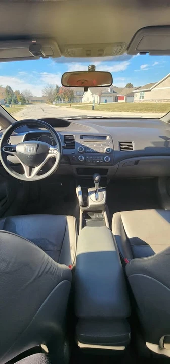 2009 Honda Civic 8th Gen - Image 3 of 14