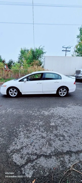 2009 Honda Civic 8th Gen - Image 7 of 10